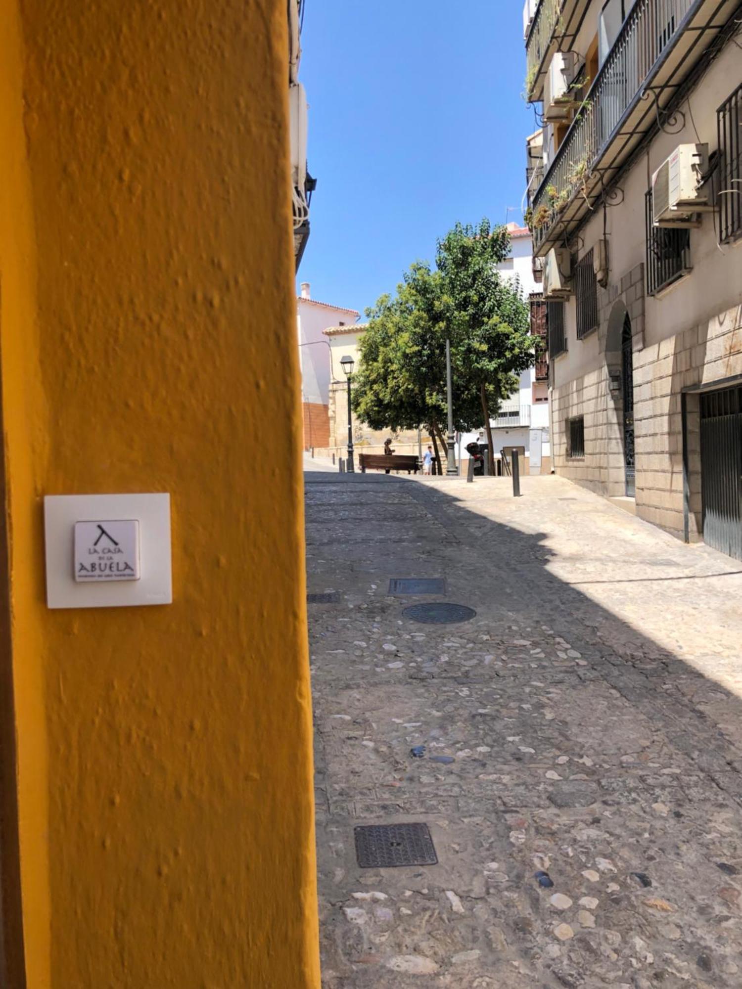 Apartament La Casa De La Abuela Jaén Zewnętrze zdjęcie